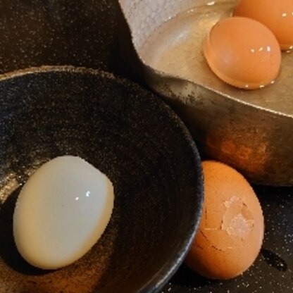 これまで作った茹で卵で一番剥きやすく、黄身の色もめちゃキレイ❢感謝感激です〜╰(*´︶`*)╯♡ Thanks!